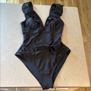 Cupshe Black Plunging V-Neck One Piece Swimsuit